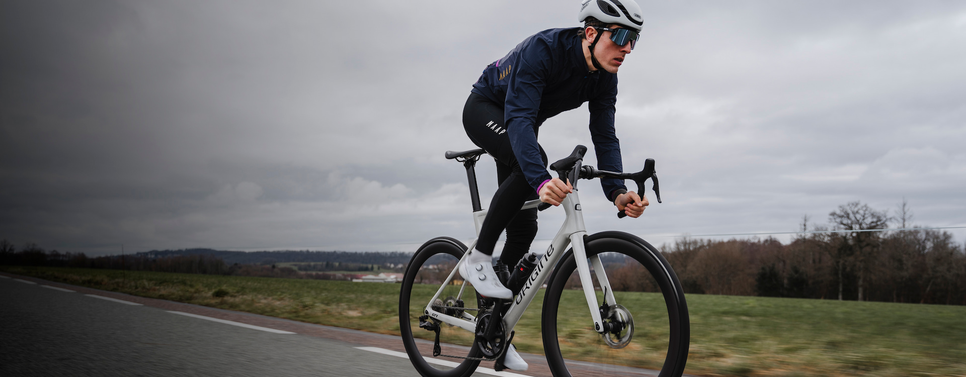 Magasin de vélos -Magasin de vélos 5 1 velo de route disc