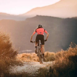 GOBIK Gilet Plus 2.0 -Magasin de vélos gobik gilet plus 20 jackets 10 04 002 3 41720 2