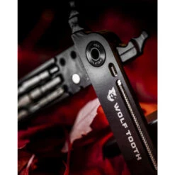 Wolf-tooth 8 Bit Pliers Multi-outils Vélo -Magasin de vélos wolf tooth 8 bit pliers multi outils velo tools accessories w 8 bit 3 40314 3